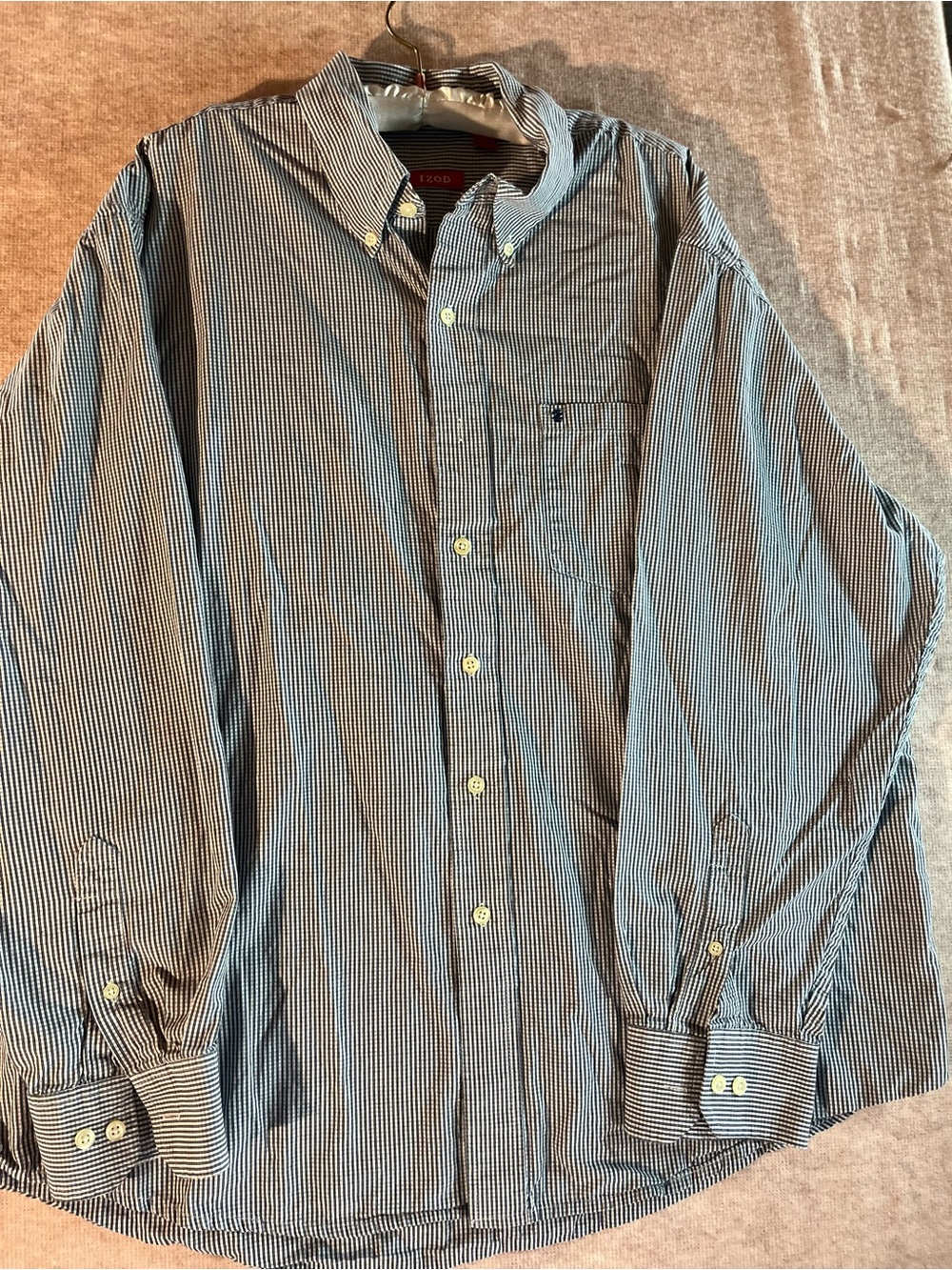 Izod Men’s Narrow Blue & White Stripe Button-Down Shirt